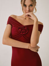 Solides Off-Shoulder-Rosste-Midikleid